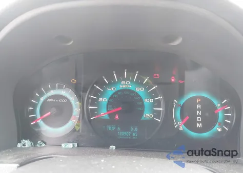 2010 Ford Fusion Sport z USA, uszkodzony, nr VIN 3FAHP0DC1AR144666